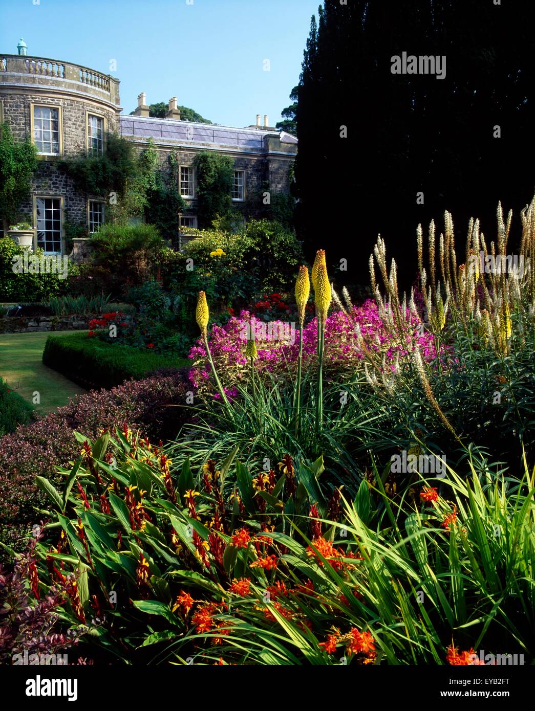 Montare Stewart, Co Down, Irlanda; giardino italiano in un 18esimo secolo proprietà del National Trust Foto Stock