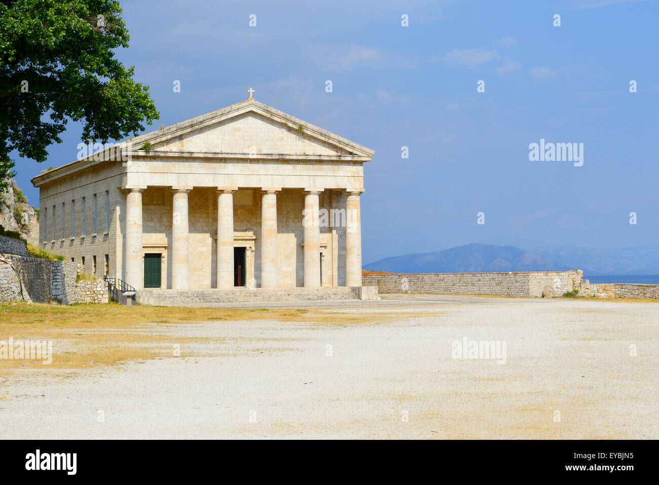 Visualizzare presso la chiesa di San Giorgio presso la vecchia fortezza sull'isola di Corfu, Grecia. Foto Stock