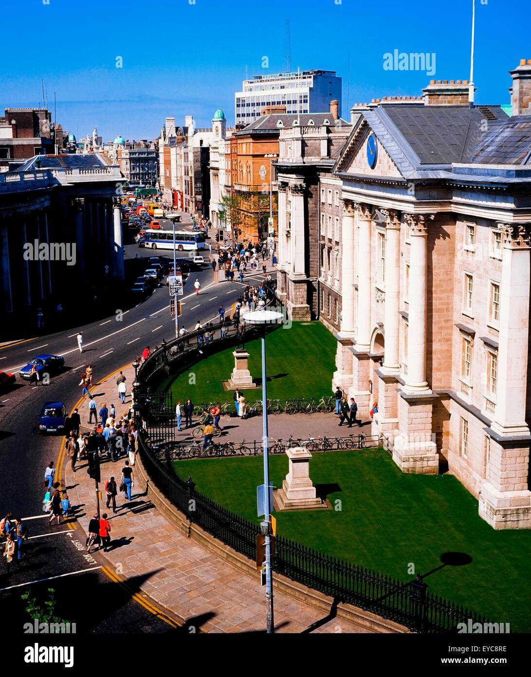 College Green, il Trinity College di Dublino, Co Dublin, Irlanda; Vista aerea di un collegio istituito nel XIX secolo e a Dublino Foto Stock