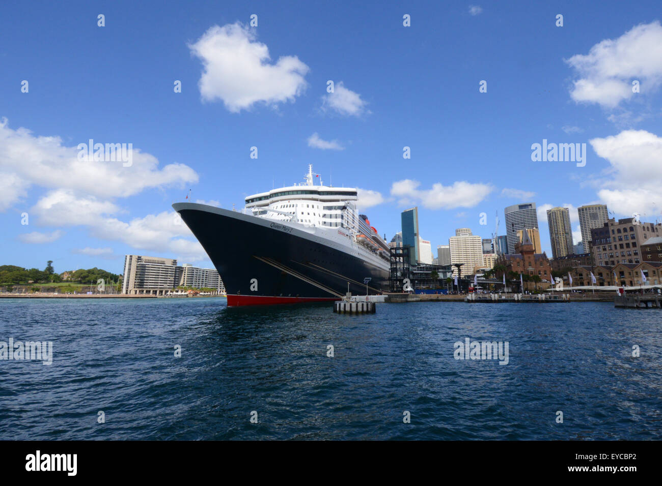 Queen Mary 2 ancorato nel porto di Sydney 2015 Foto Stock