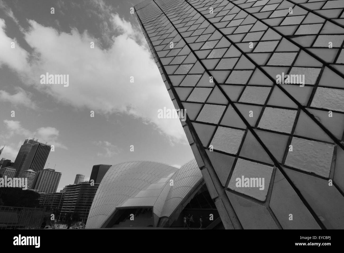 Sydney Opera House close up in bianco e nero Foto Stock