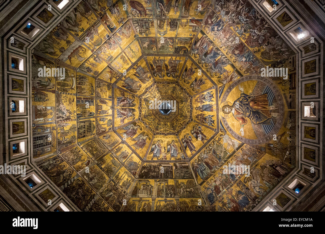 Soffitto in mosaico del duomo di Firenze il Battistero di Firenze, Italia. Foto Stock