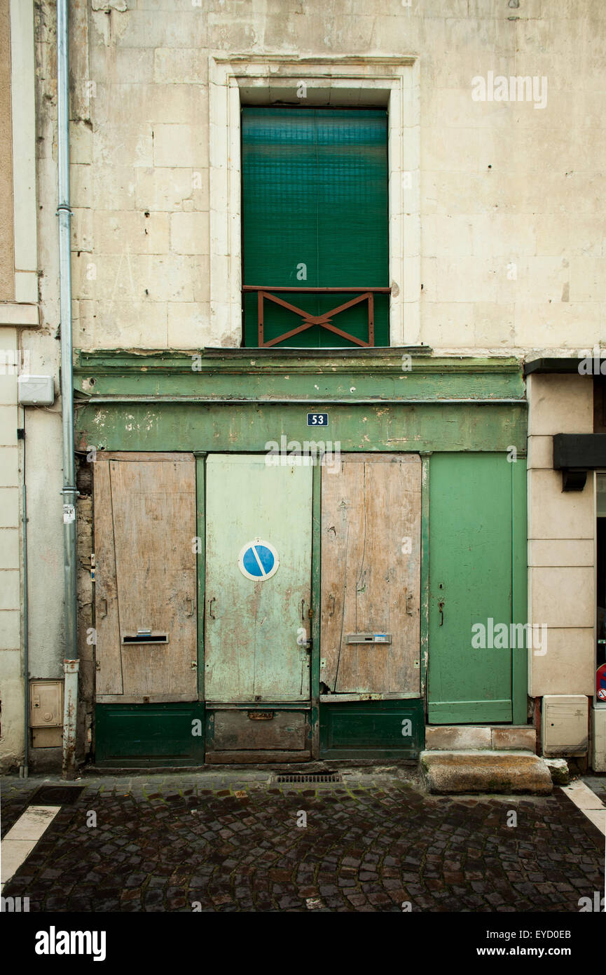 Intavolato Shopfront francese - Chinon, Francia Foto Stock