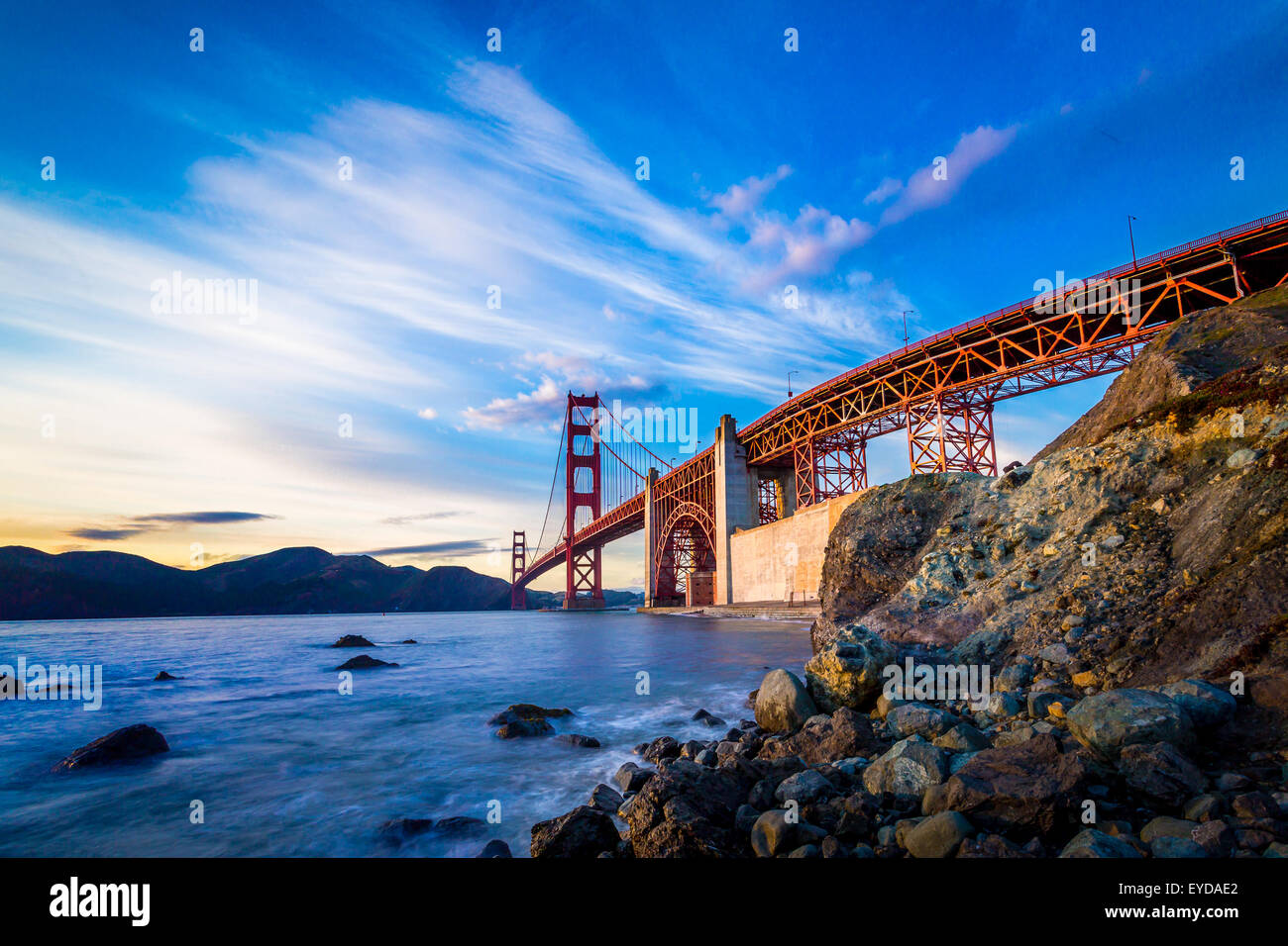 San Francisco Golden Gate Bridge al tramonto Foto Stock
