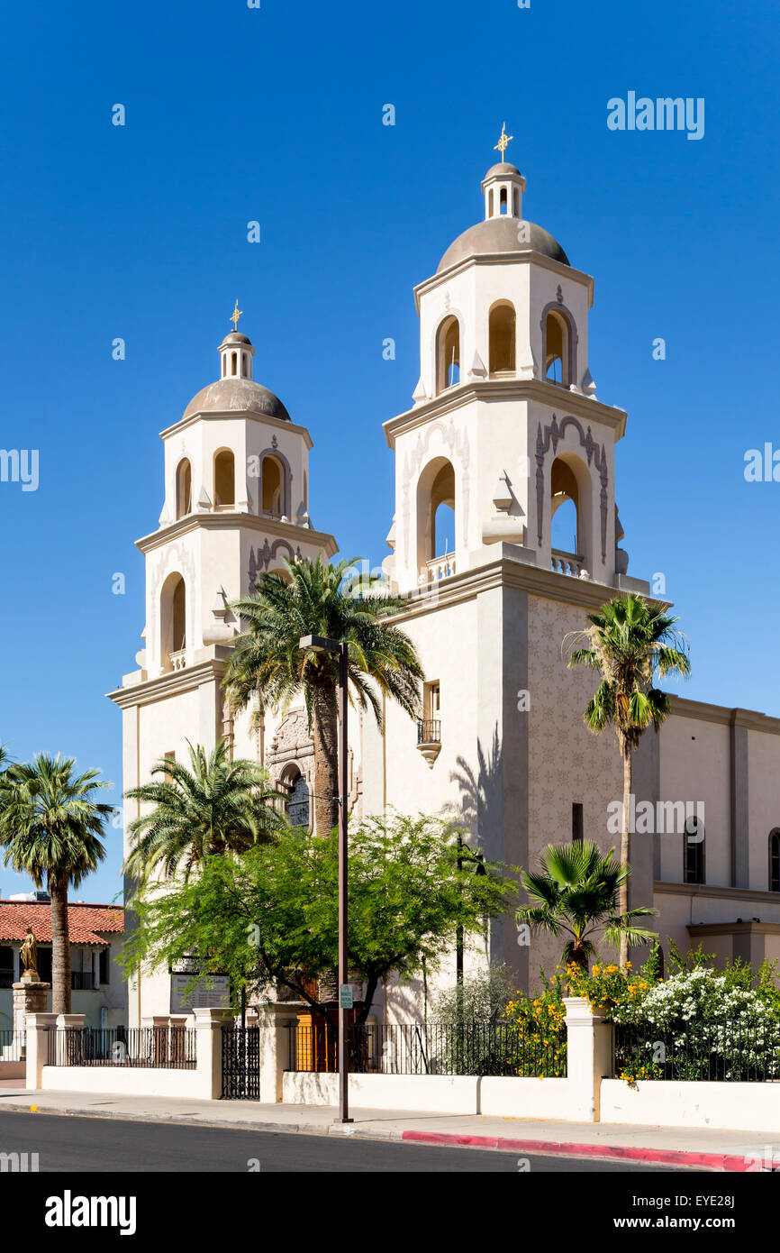 La cattedrale di Sant'Agostino nel centro cittadino di Tucson, Arizona, Stati Uniti. Foto Stock