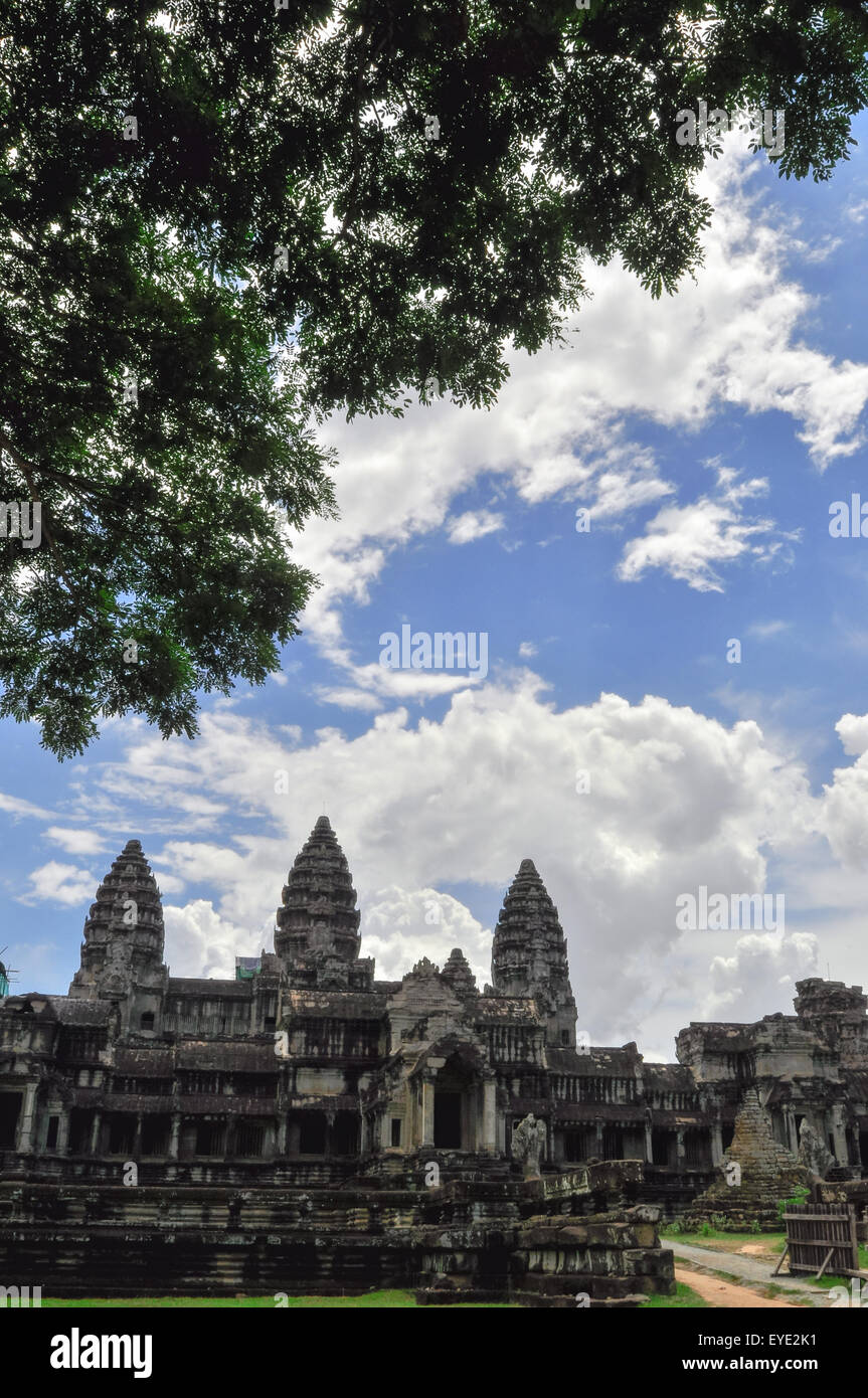 Tempio Bayon e Angkor Wat Regno Khmer religione complesso in Siem Reap, Cambogia Asia Foto Stock