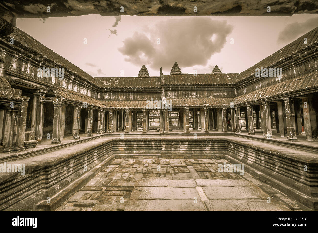 Tempio Bayon e Angkor Wat Regno Khmer religione complesso in Siem Reap, Cambogia Asia Foto Stock