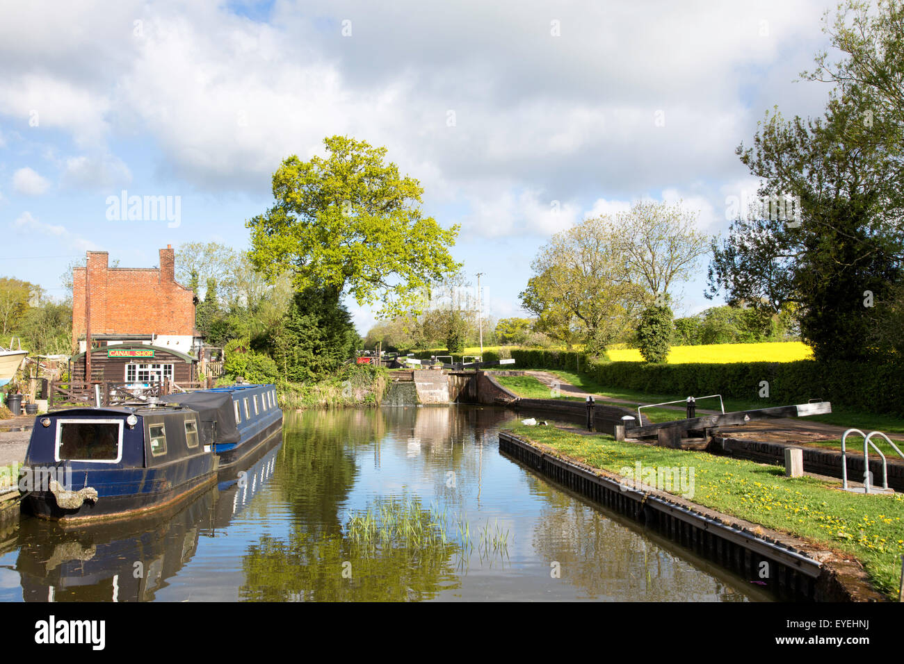 Lapworth volo di serrature in Stratford upon Avon Canal, Warwickshire, Inghilterra, Regno Unito Foto Stock