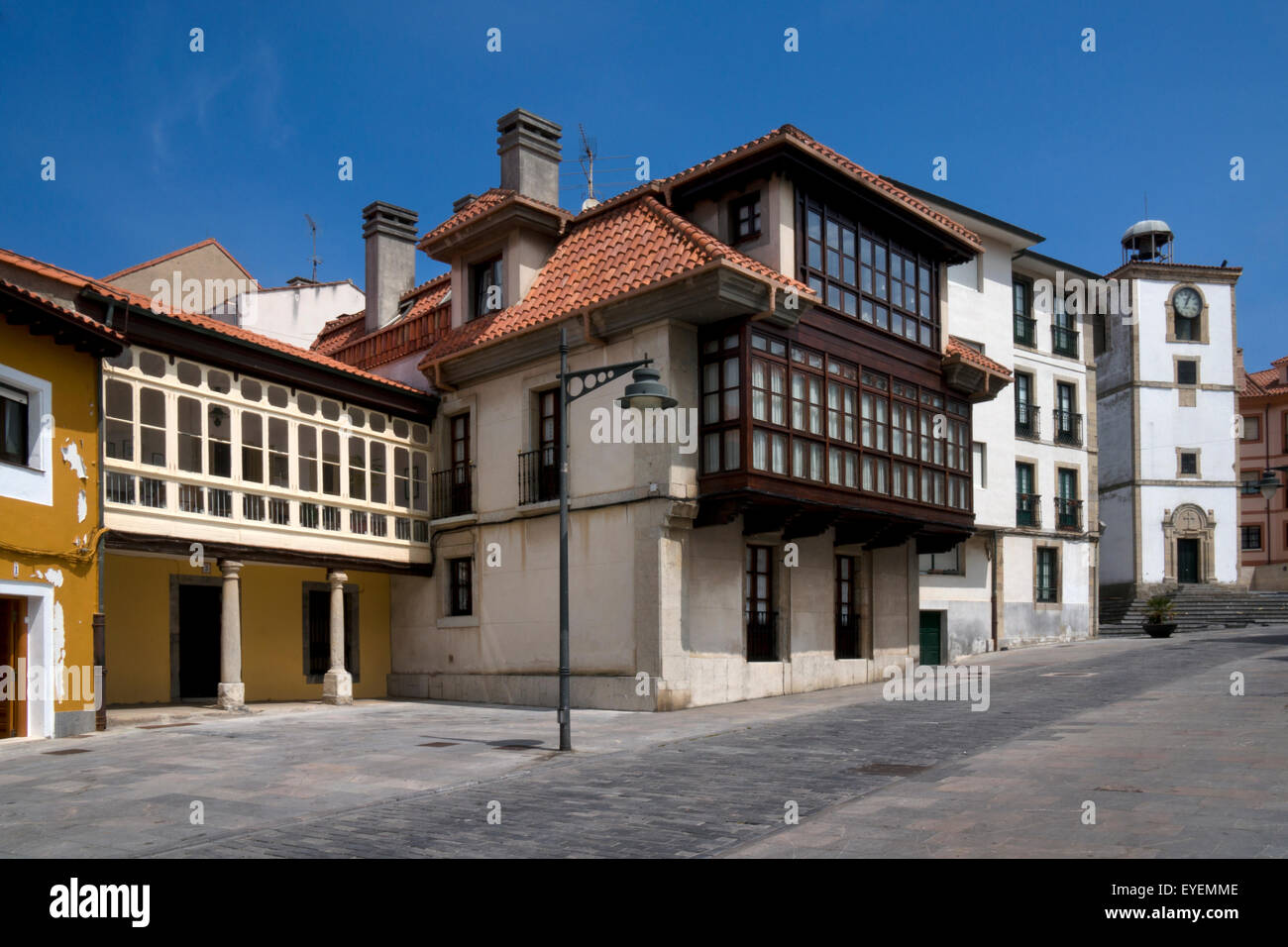 Città balneare di Luanco,Asturias,Spagna settentrionale Foto Stock