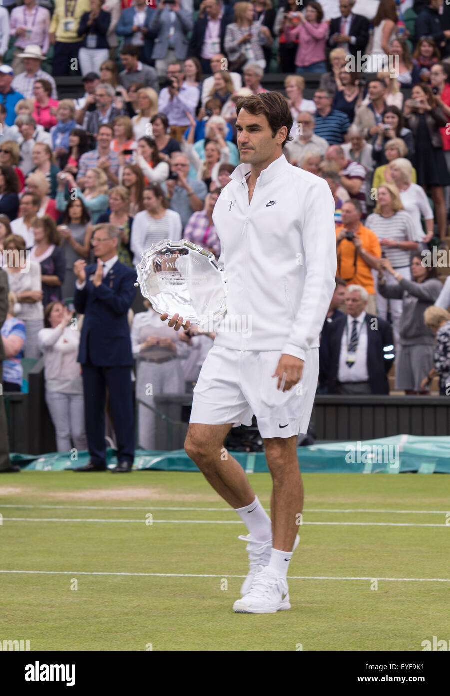 12.07.2015. Il torneo di Wimbledon Tennis Championships 2015 tenutosi presso il All England Lawn Tennis e Croquet Club di Londra, Inghilterra, Regno Unito. Foto Stock