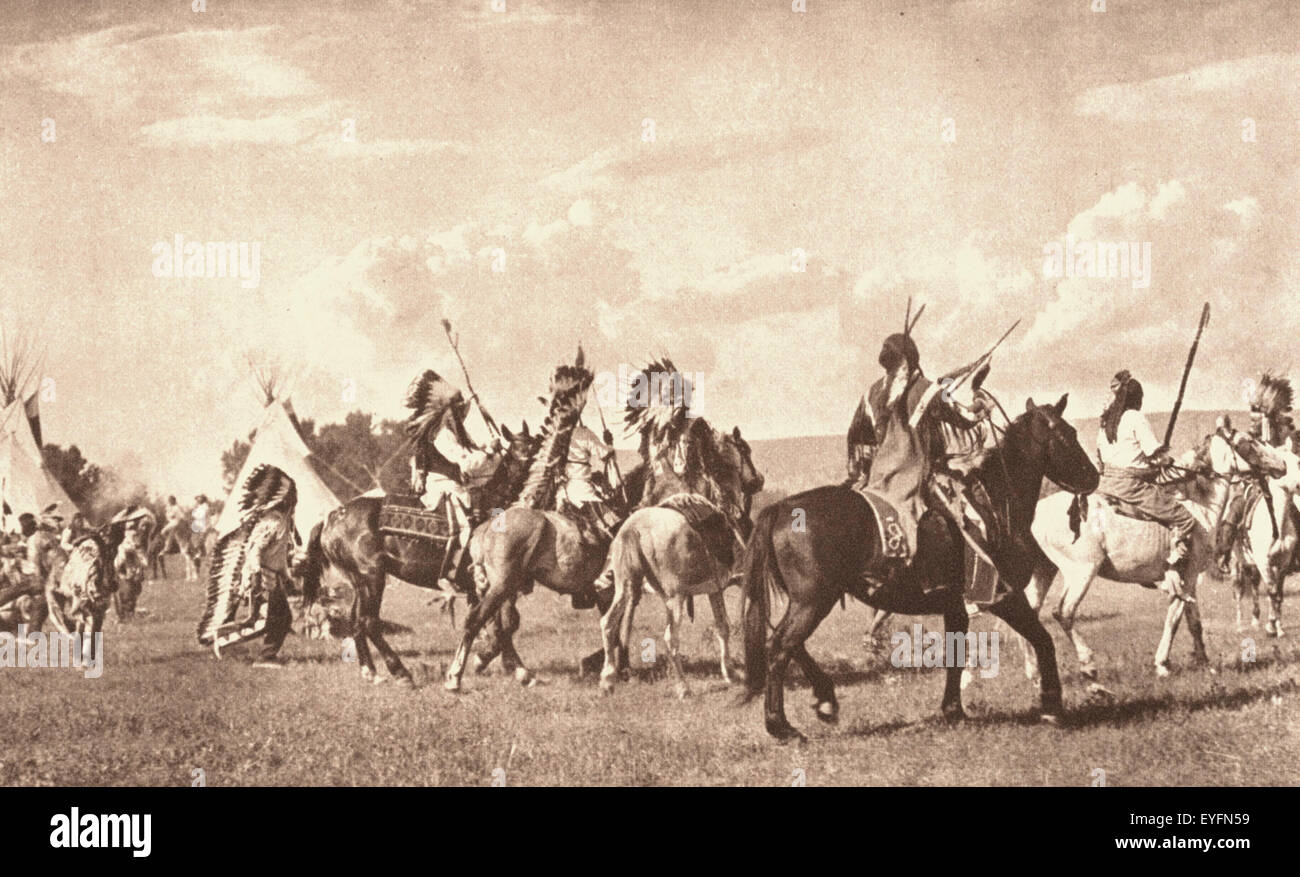 La linea di battaglia - i nativi americani allineando prima di una battaglia Foto Stock