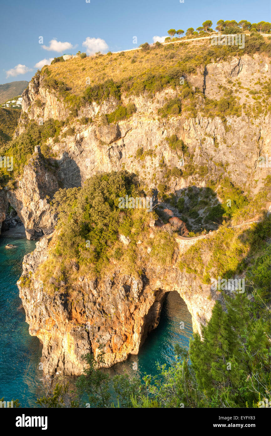 Italia Calabria mare Tirreno San Nicola Arcella costa Arco Magno arco naturale Foto Stock