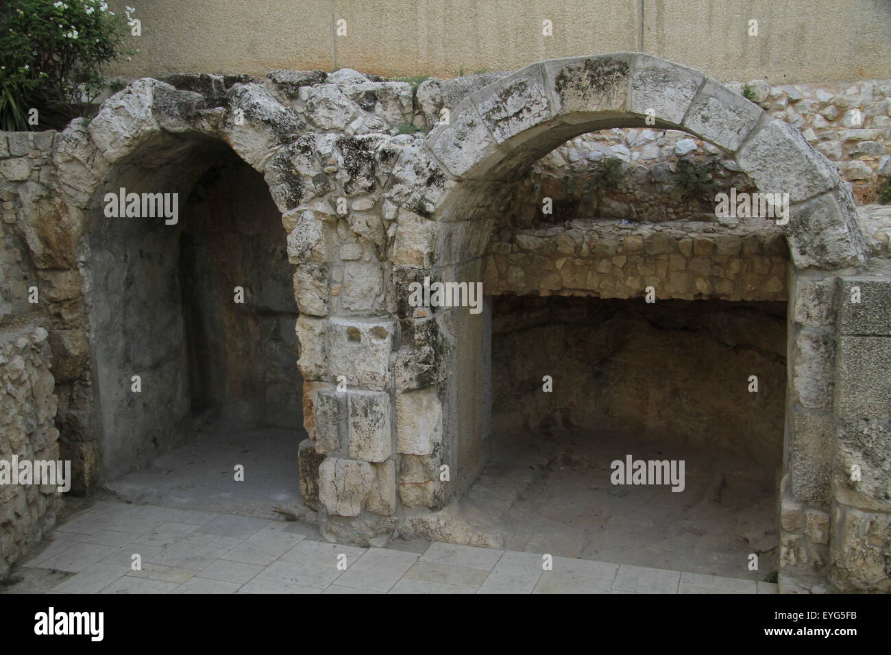 Resti del Cardo bizantino, costruita dall'Imperatore Giustiniano nel VI secolo e al quartiere ebraico di Gerusalemme vecchia città Foto Stock