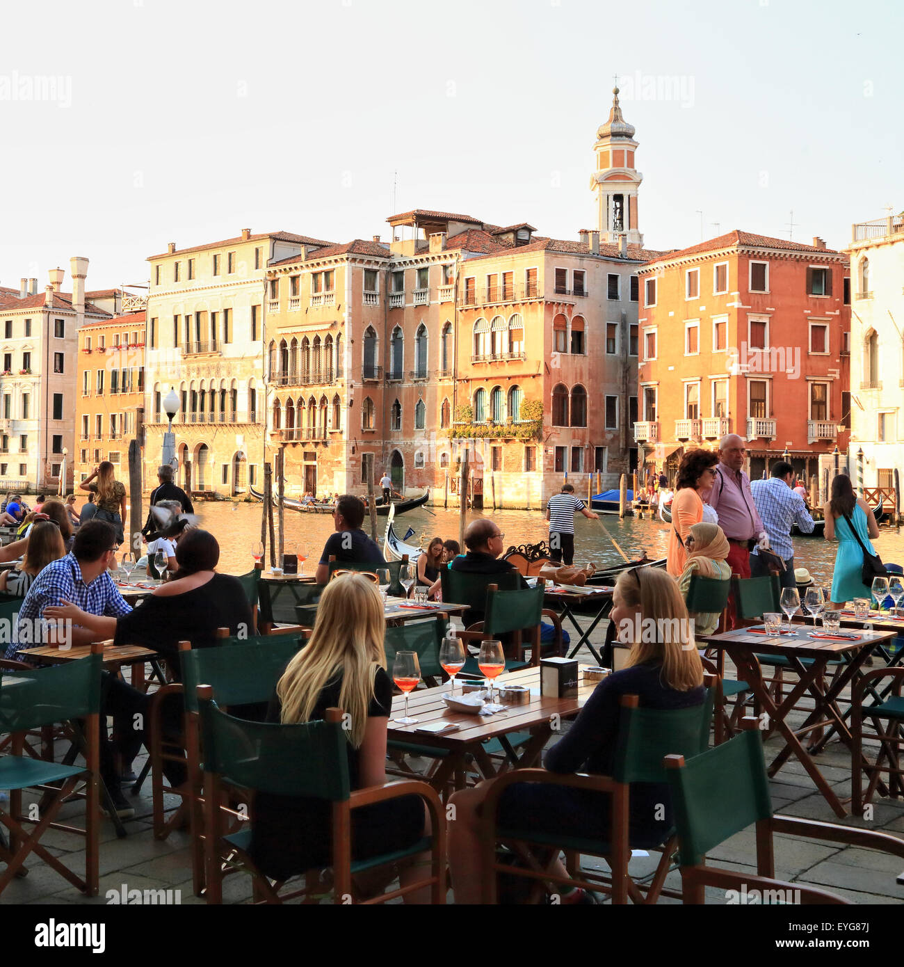 Grand canal grande ristorante Naranzaria, Venezia Italia Foto Stock