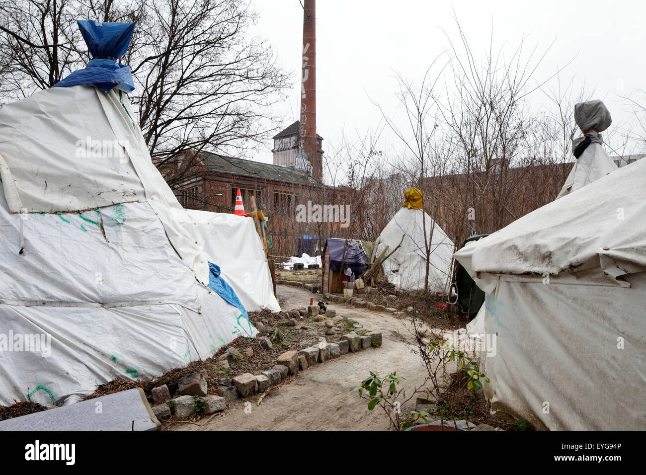 Berlino, Germania, tenda villaggio Teepee paese sul fiume Sprea a Berlino-Mitte Foto Stock