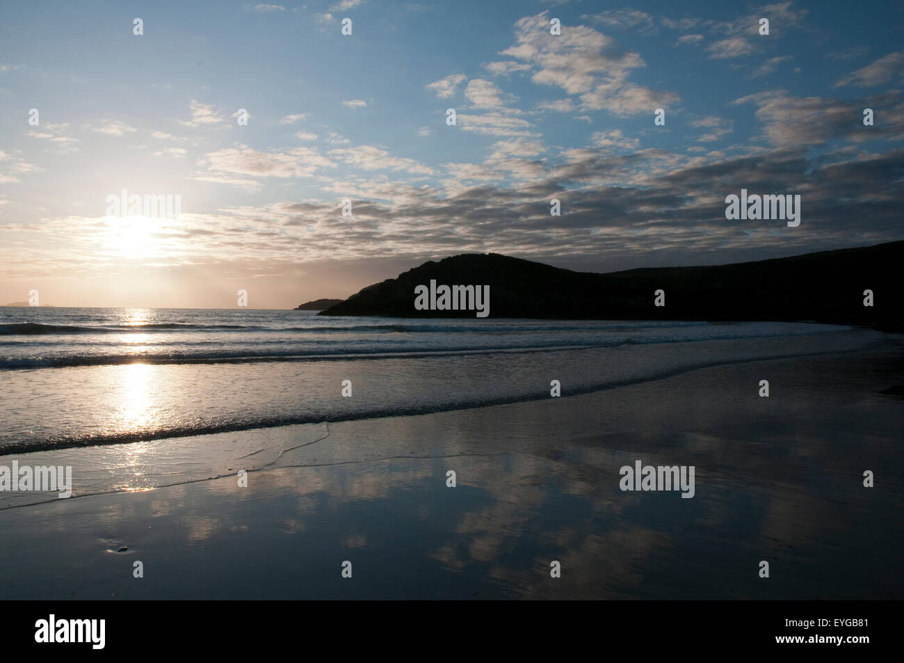 Tramonto a Whitesands Bay, St David's Pembrokeshire West Wales UK Foto Stock