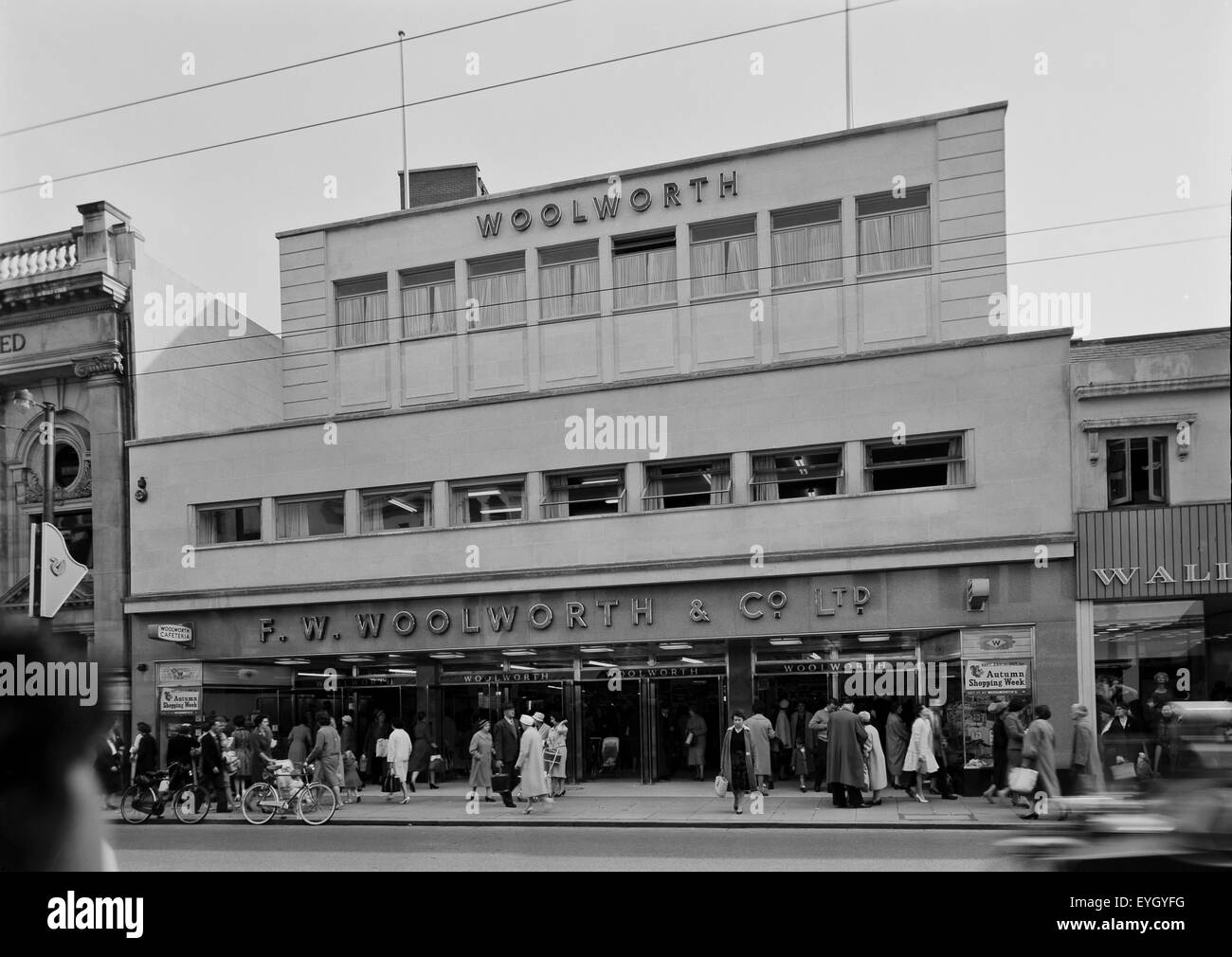 Cardiff 1960; Woolworths Store, Queen Street Foto Stock