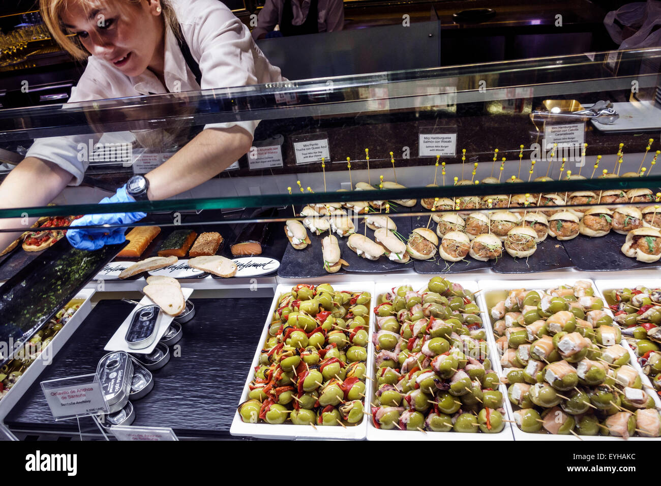 Madrid Spagna,Recoletos,Salamanca,Calle de Goya,Platea Madrid,shopping shopper shopping negozi mercato acquisti vendita, merchant retail st Foto Stock