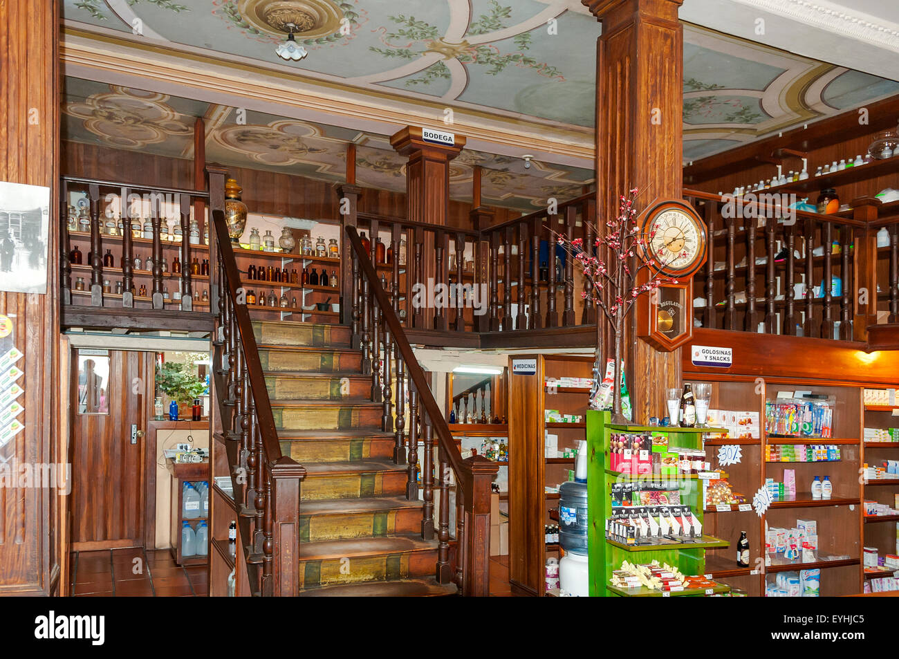 Vecchia farmacia Shop in Cuenca, Ecuador Foto Stock