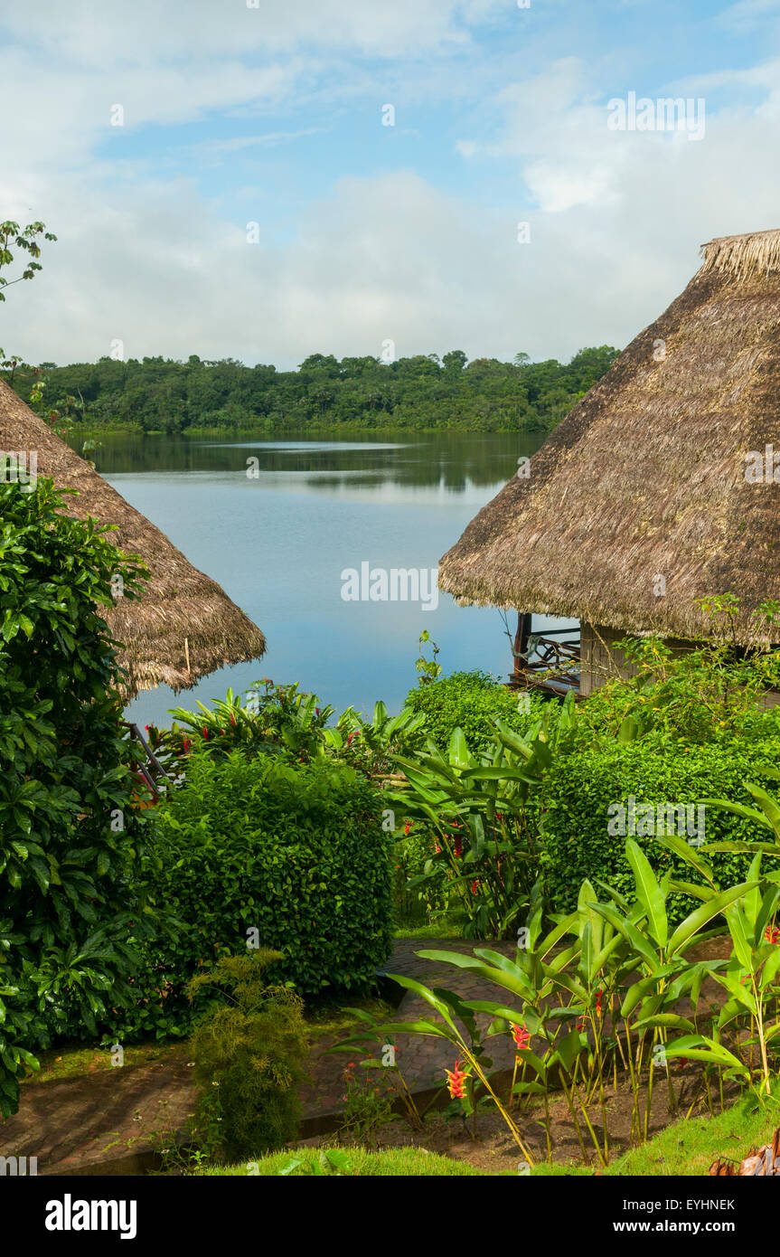 Napo Wilderness Lodge sulla laguna di Napo, Yasuni NP, Ecuador Foto Stock