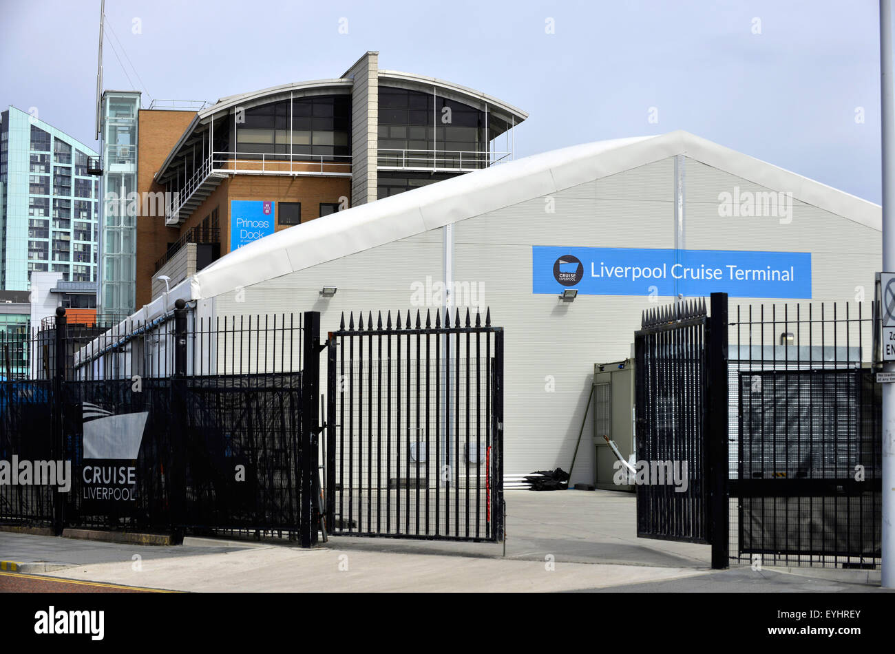 Il porto di crociera, la città di Liverpool, Gran Bretagna, Regno Unito Foto Stock