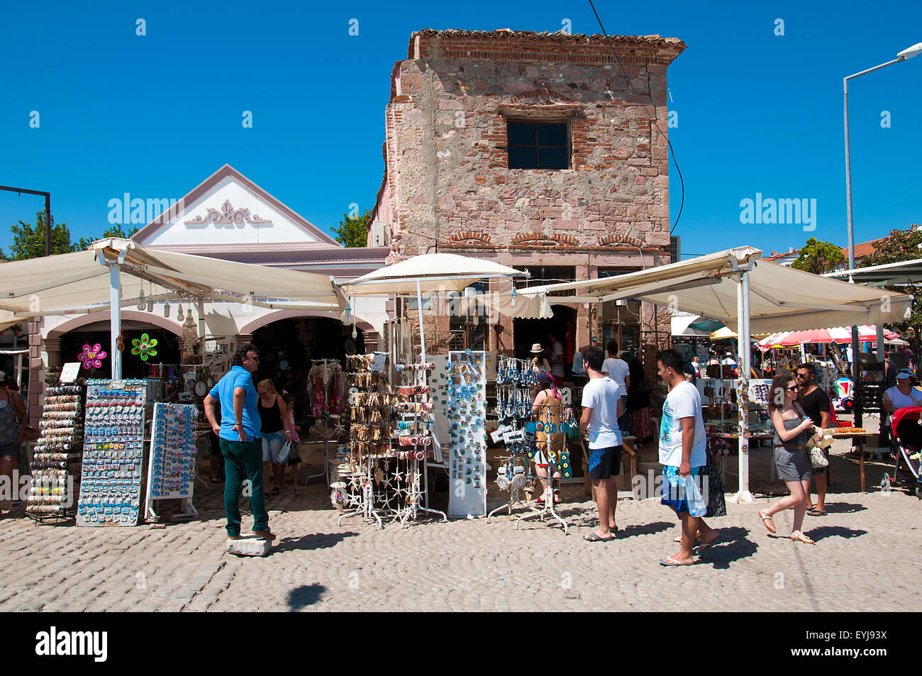 Bazar storico e la zona dello shopping a Cunda Island Foto Stock