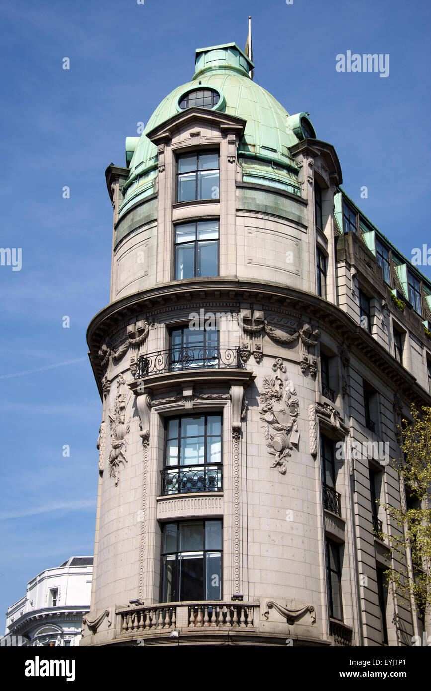 Edificio in stile vittoriano ora Aldwych Hotel Aldwych Londra Inghilterra Foto Stock