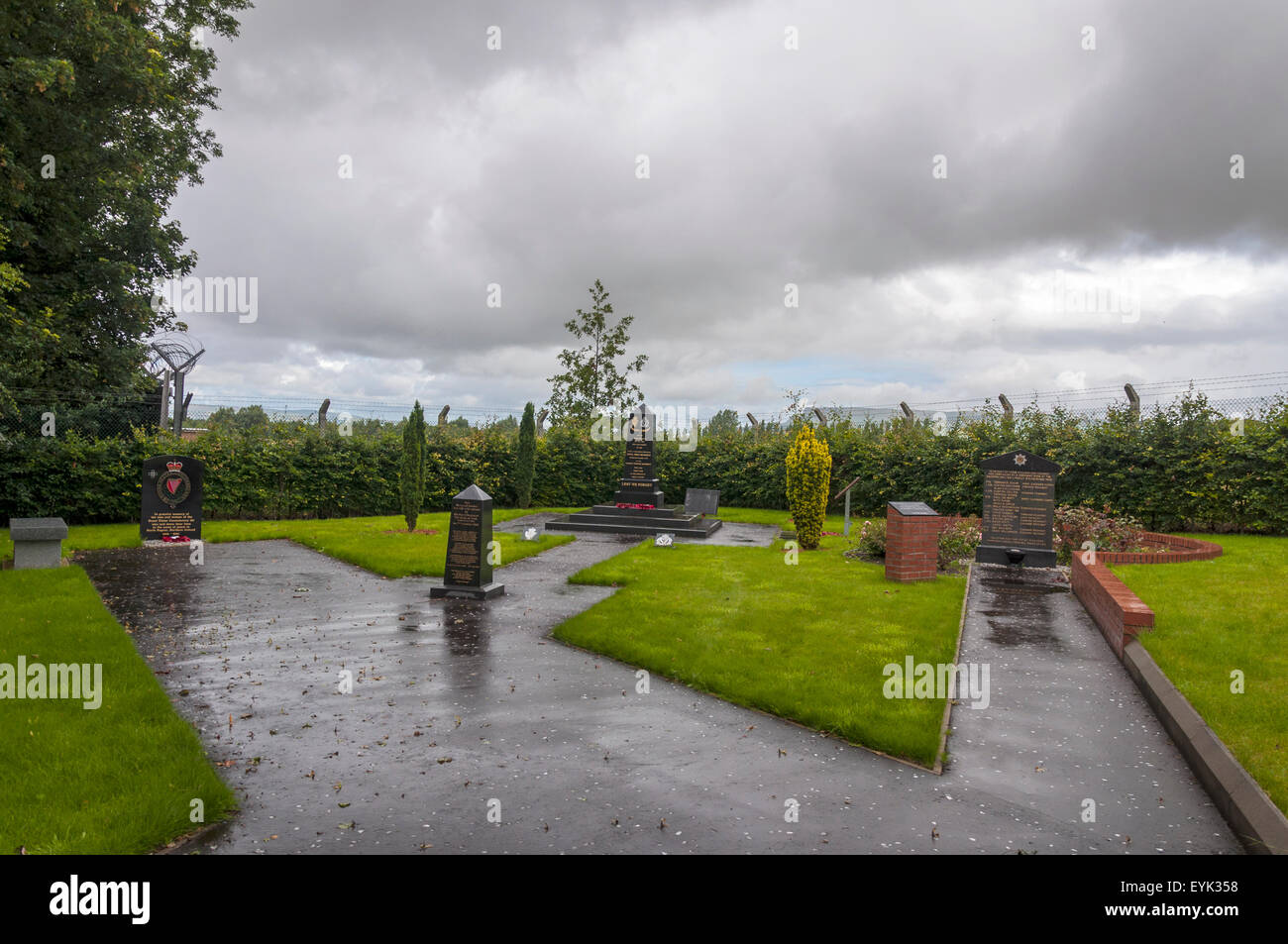 Memorial Garden a Tamlaghtfinlagan Chiesa Parrocchiale, Ballykelly, Irlanda del Nord Foto Stock