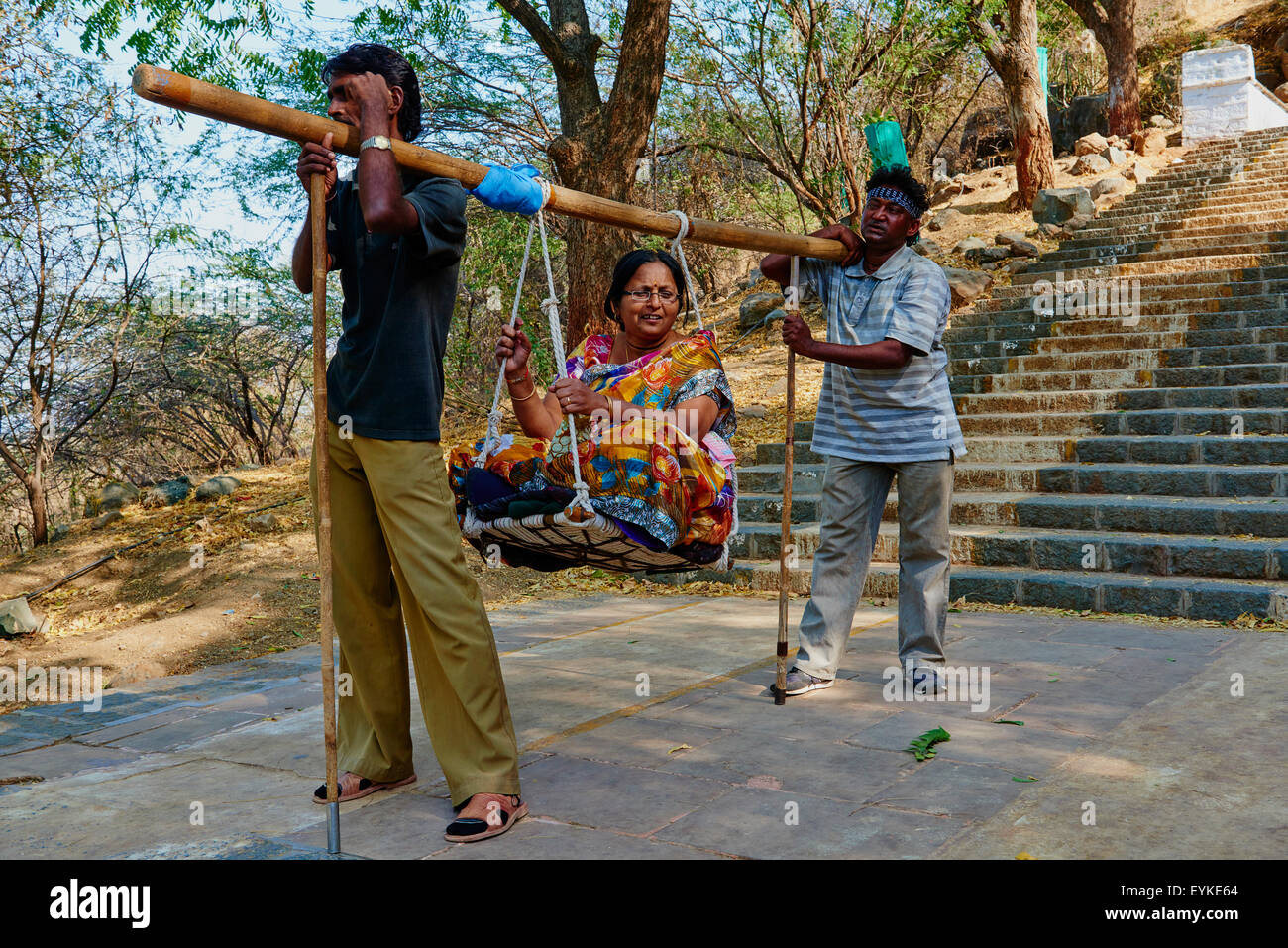 India, Gujarat, Palitana, Shatrunjaya tempio Jain pellegrini Foto Stock