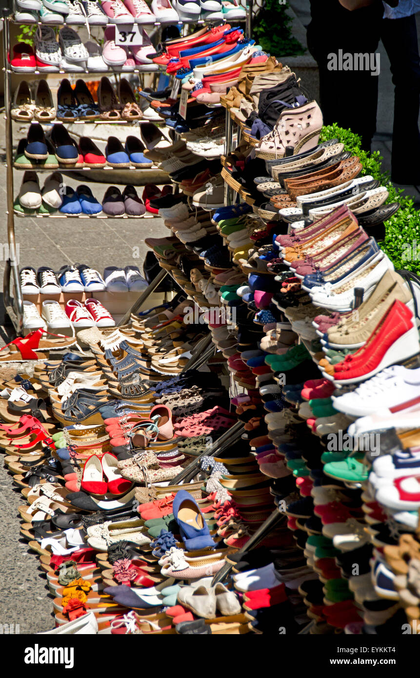 Turchia, Istanbul, Bagdadstrasse, scarpa, vendite Foto Stock