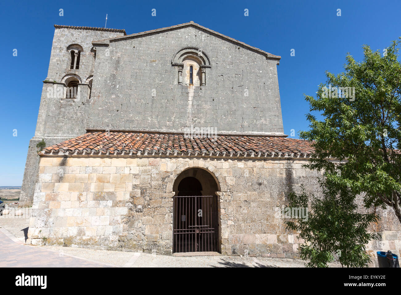 La Iglesia de El Salvador, romanico, Sepulveda, provincia di Segovia Spagna Foto Stock