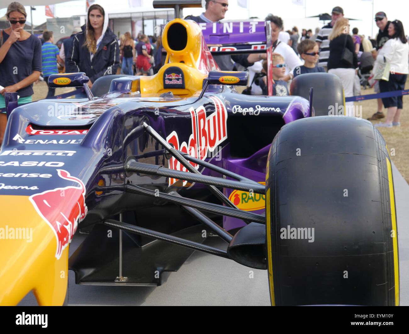 Una Red Bull Racing auto di Formula Uno in esposizione al pubblico Foto Stock