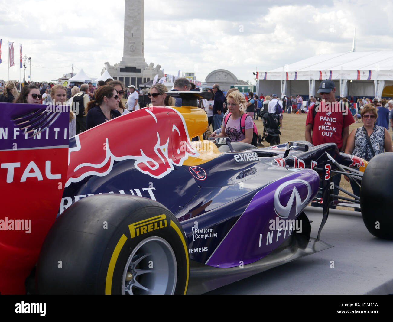 Una Red Bull Racing auto di Formula Uno in esposizione al pubblico Foto Stock