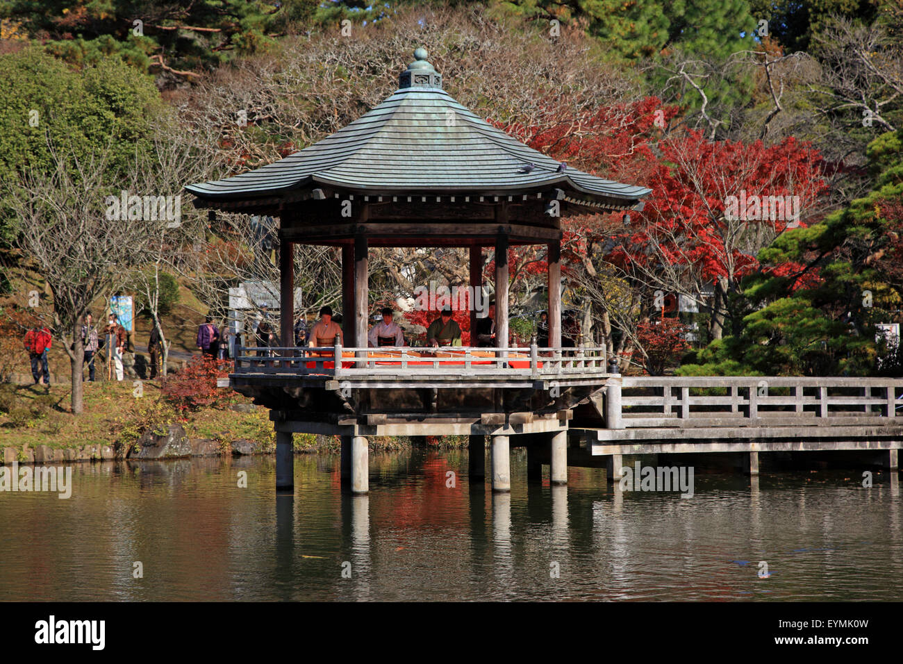 , Naritasan Shinshoji, Ukimido, concerto di koto, autunno, cultura giapponese, Foto Stock