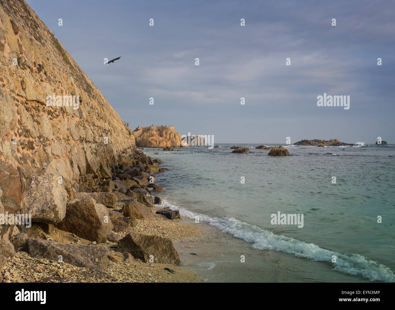 Sabbia di mare cielo e giorno di estate Foto Stock