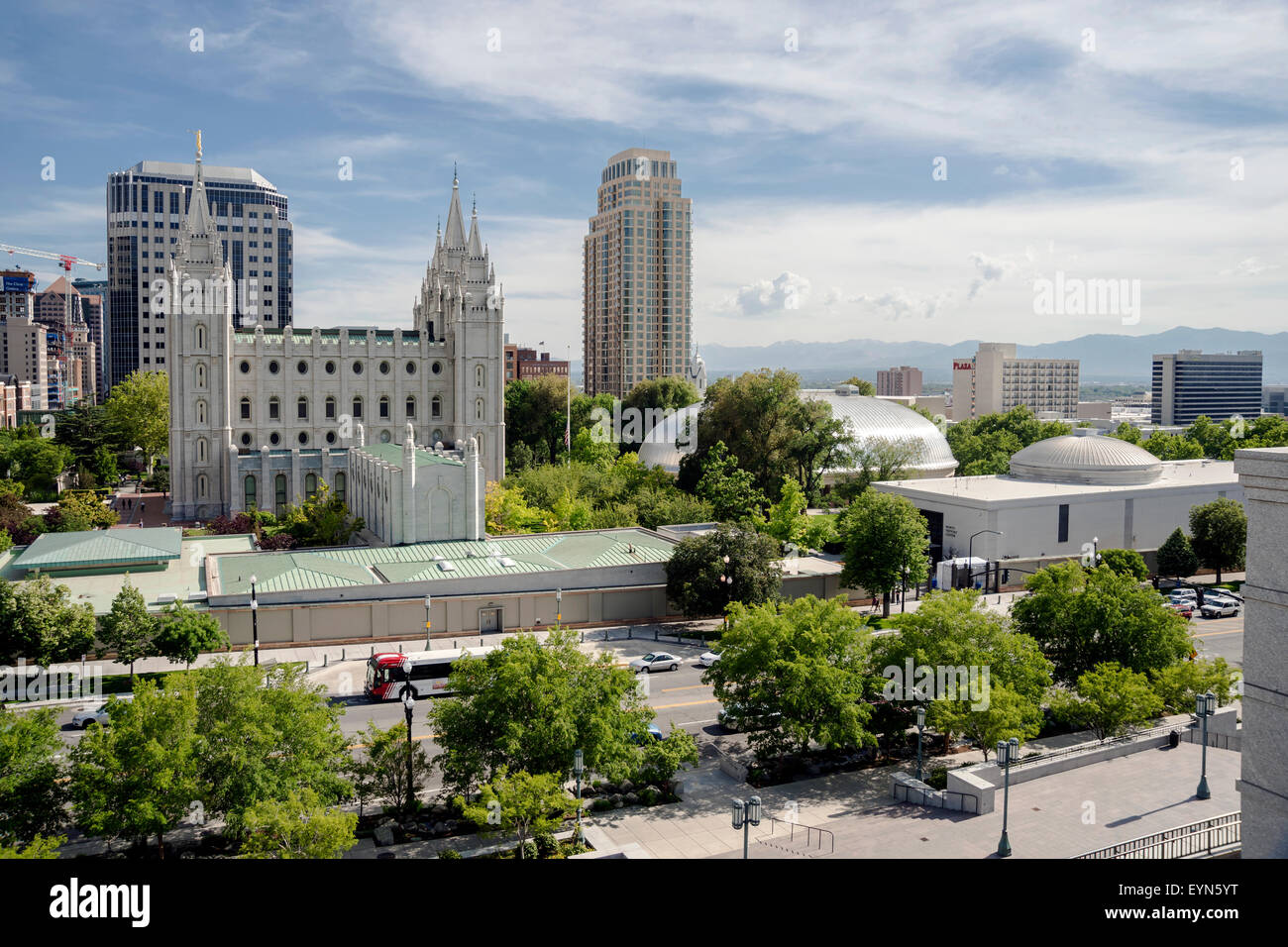 Panoramica di Salt Lake City con tempio sulla sinistra, la capitale e la città  più popolosa nello stato dello Utah, Stati Uniti d'America Foto stock -  Alamy