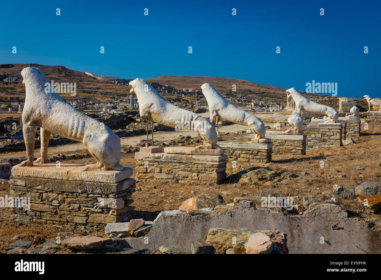 L'isola di Delos, vicino a Mykonos, vicino al centro dell'arcipelago delle Cicladi, è una delle più importanti figure mitologiche, histo Foto Stock