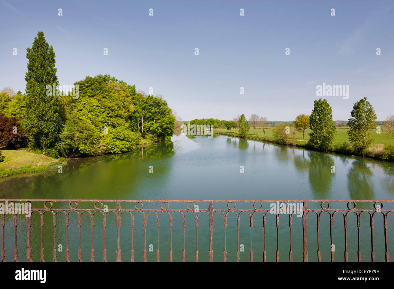 Vista sul fiume Sâone, Haute-Saône, Franca Contea, in Francia, in Europa Foto Stock