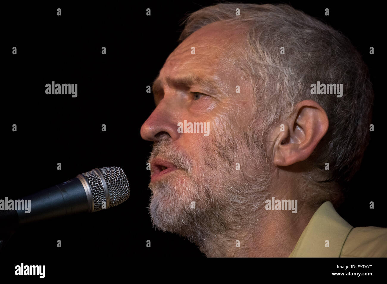 Londra, Regno Unito. Il 3 agosto, 2015. Jeremy Corbyn per leader laburista credito Rally: Guy Corbishley/Alamy Live News Foto Stock