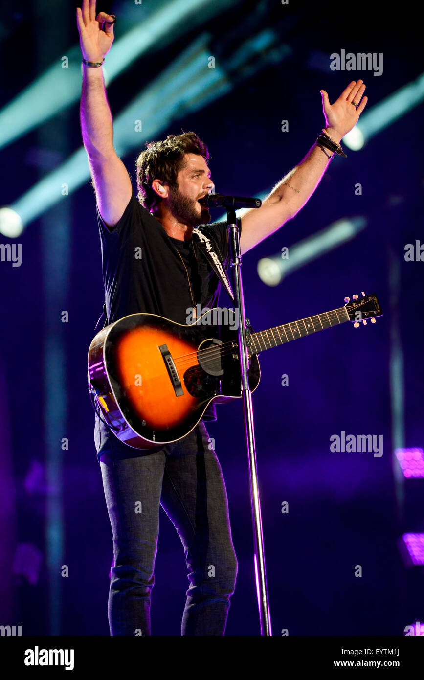 Thomas Rhett effettuando al CMA Music Festival di Nashville Tennessee Foto Stock
