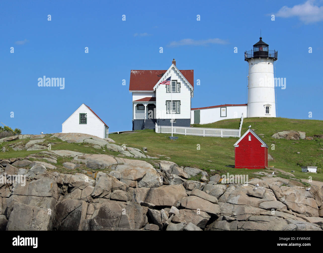 Il faro Nubble, Cape Neddick, York, Maine, in una giornata di sole in estate. Foto Stock