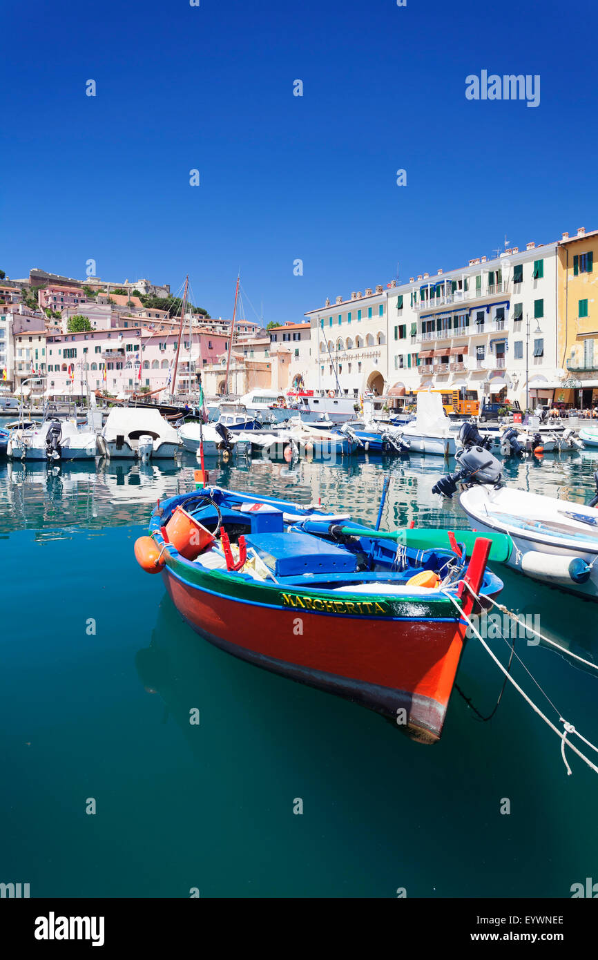 Porto con barche da pesca, Portoferraio, Isola d'Elba, Provincia di Livorno, Toscana, Italia, Mediterraneo, Europa Foto Stock