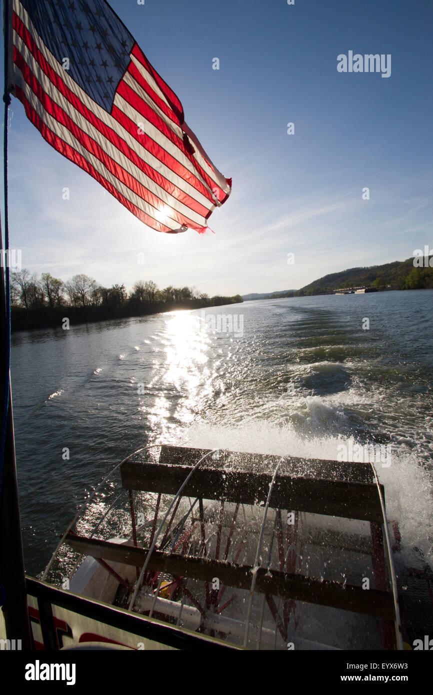 Sternwheeler sul grande fiume Kanawha. Foto Stock