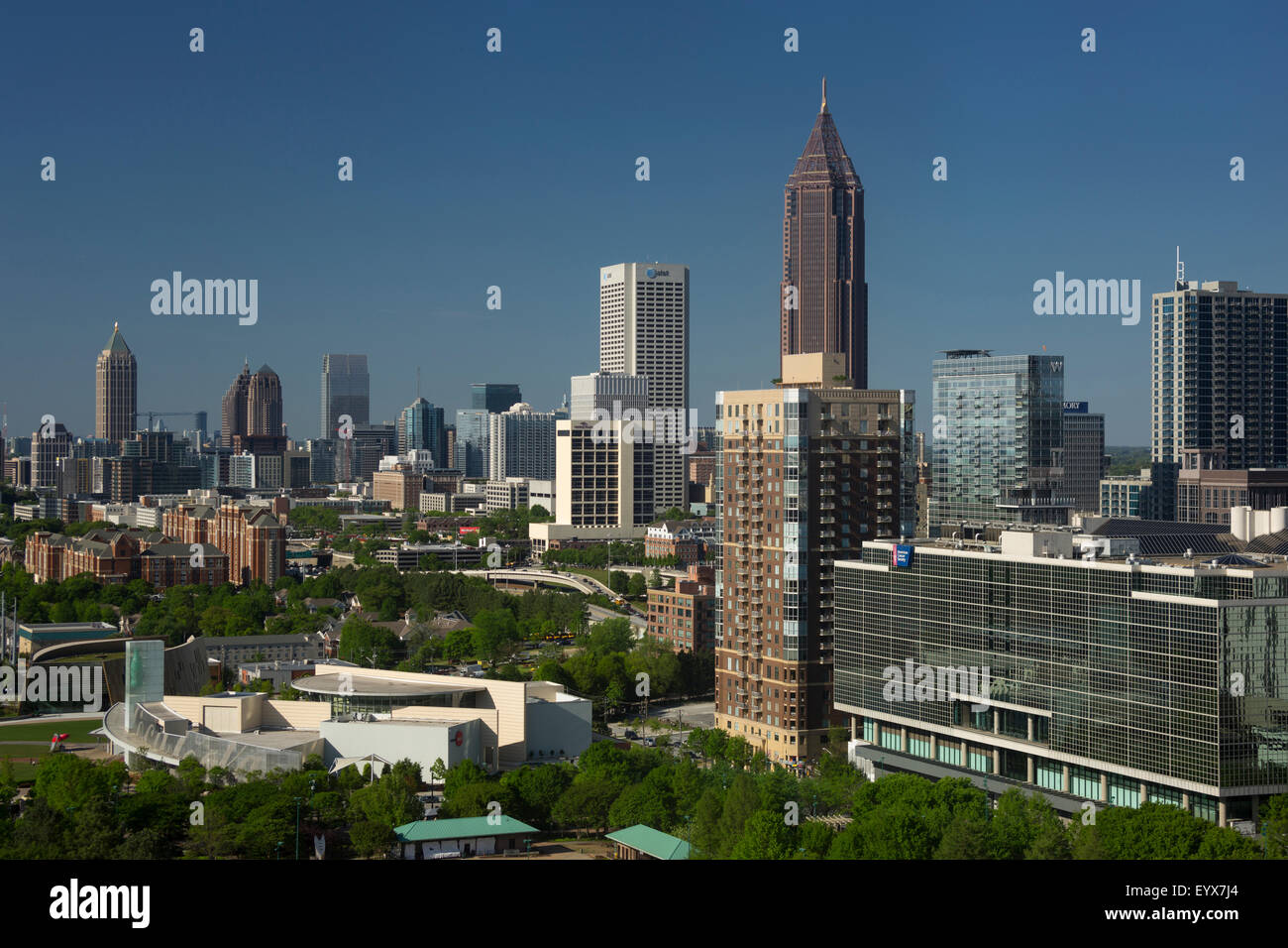 Mondo di Coca Cola PEMBERTON posto sullo skyline di downtown Atlanta in Georgia negli Stati Uniti Foto Stock