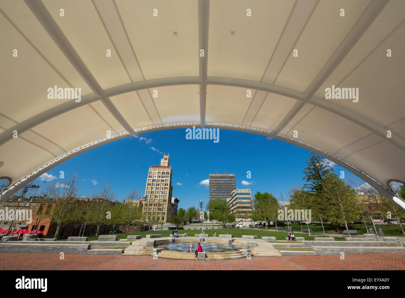 BANDSTAND PACK SQUARE PARK DOWNTOWN ASHEVILLE BUNCOMBE COUNTY North Carolina USA Foto Stock