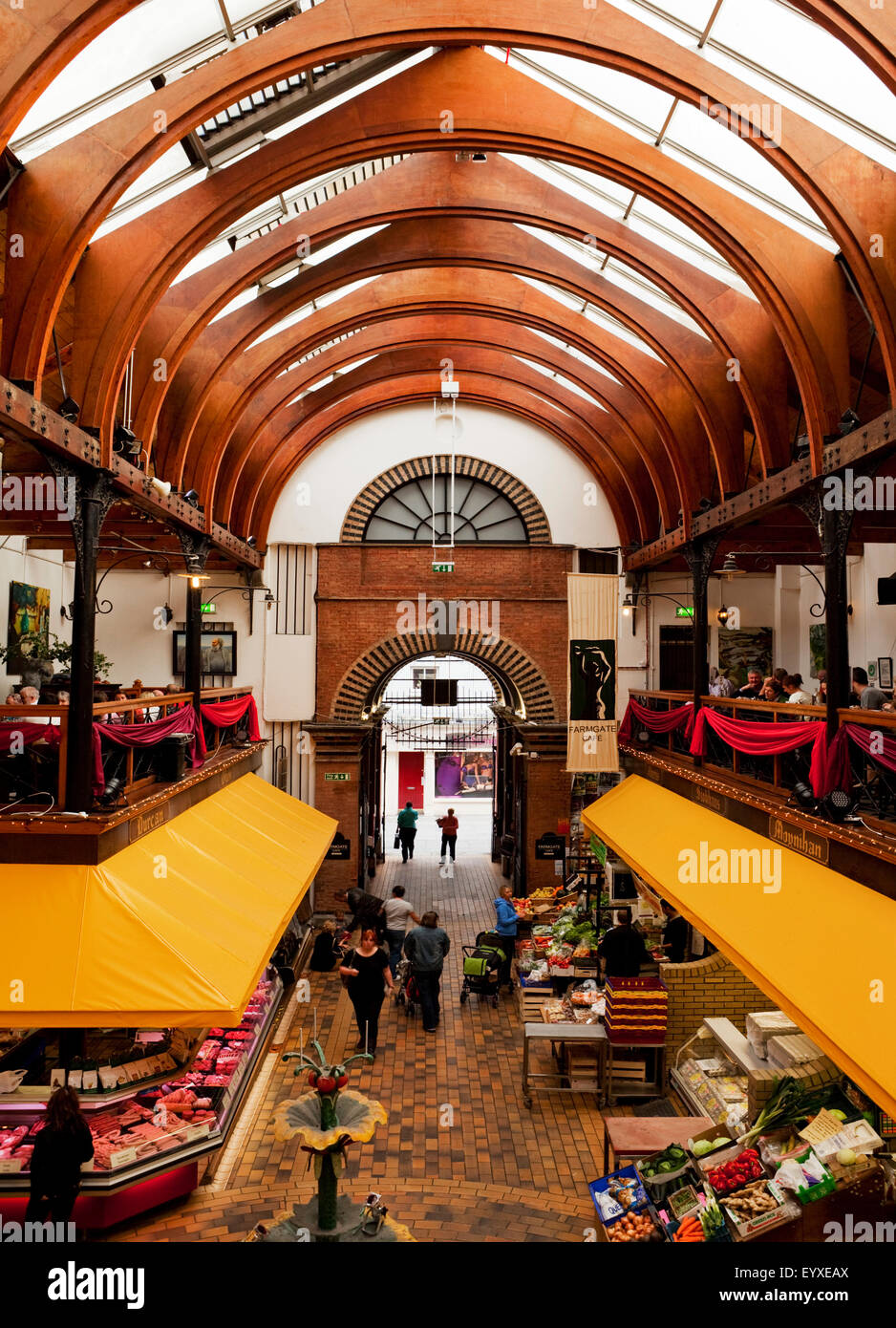 Il mercato inglese, dal tetto di un mercato alimentare che è stato in attività dal 1788, la città di Cork, Irlanda Foto Stock