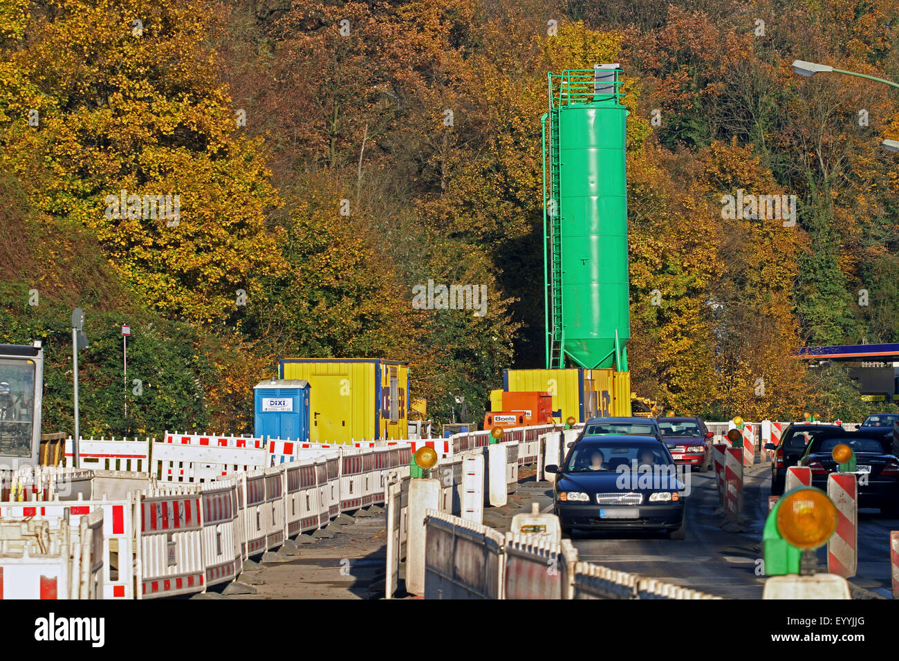 Sito in costruzione per il riempimento di fori di vecchie gallerie minerarie, danni minerari, in Germania, in Renania settentrionale-Vestfalia Foto Stock