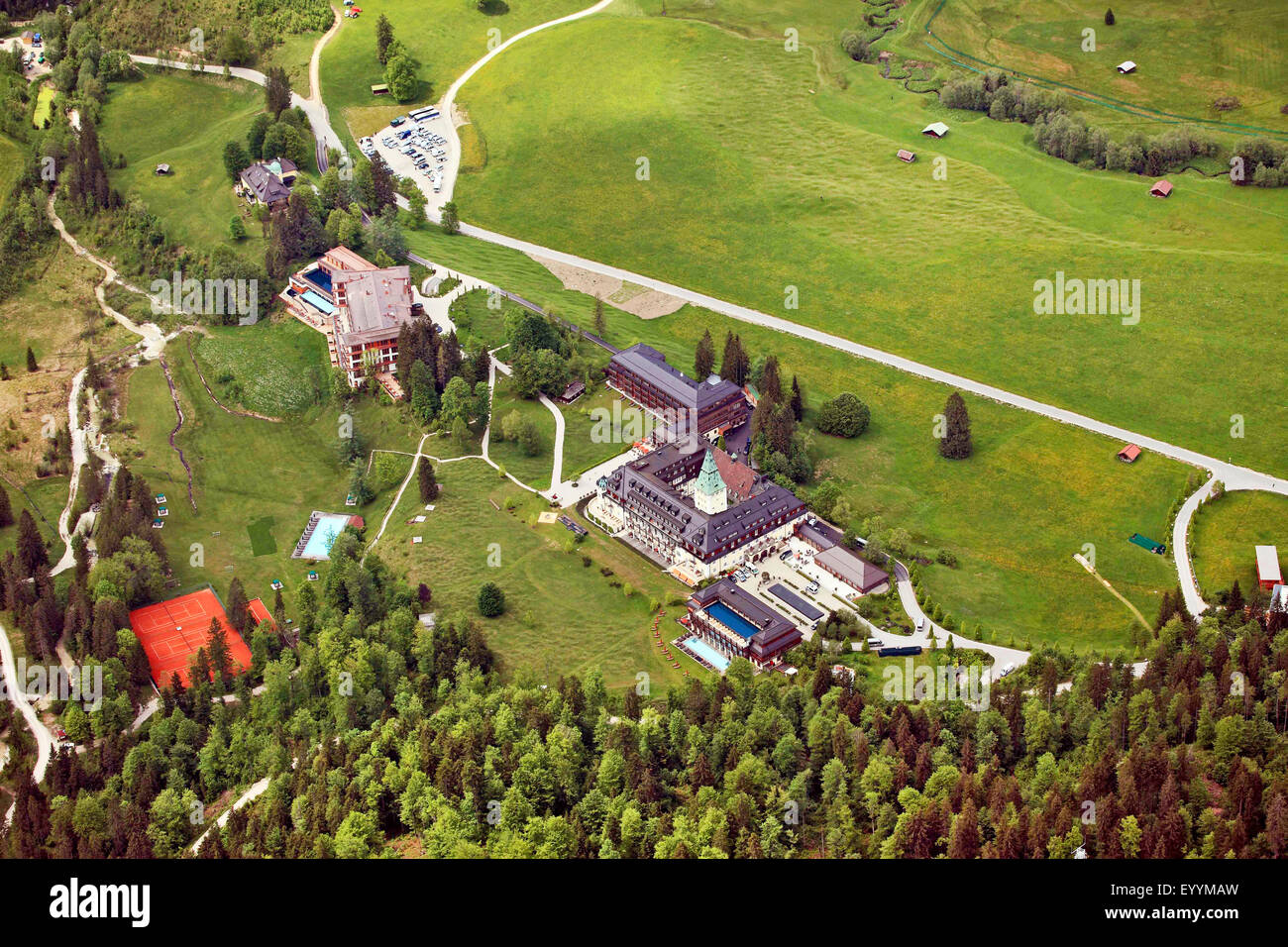 Vista aerea di Schloss Elmau, la quarantunesima edizione del vertice G7 2015, 01.06.2015, in Germania, in Baviera, Oberbayern, Alta Baviera, Klais Foto Stock