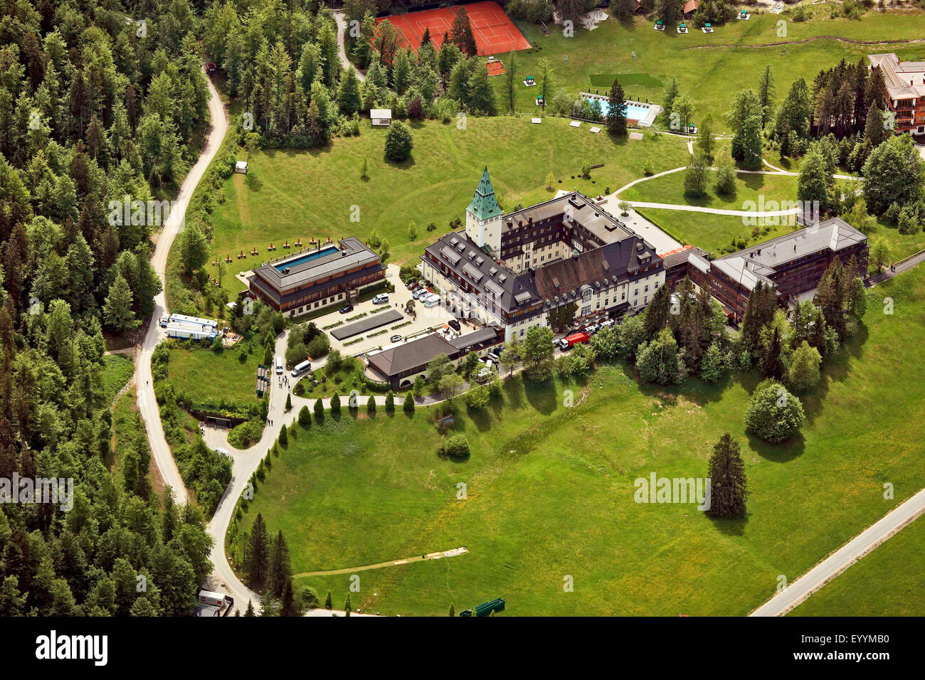 Vista aerea di Schloss Elmau, la quarantunesima edizione del vertice G7 2015, 01.06.2015, in Germania, in Baviera, Oberbayern, Alta Baviera, Klais Foto Stock