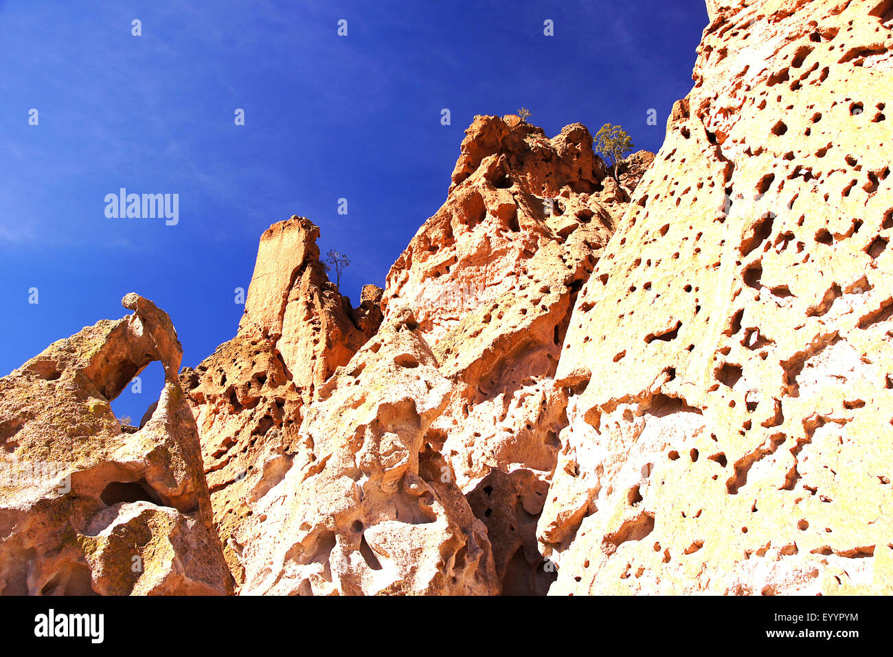 Formazione di arenaria presso la Tenda Kasha-Katuwe Rocks National Monument, USA, New Mexico, Kasha-Katuwe tenda rocce monumento nazionale Foto Stock